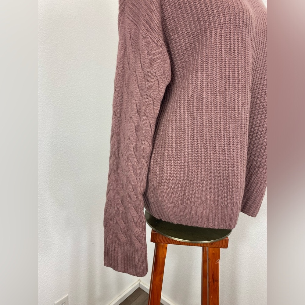 Gentle Herd Women’s Sweater M Slouch Turtle Neck In Mauve Cable Sleeve Yak Wool - Picture 8 of 15